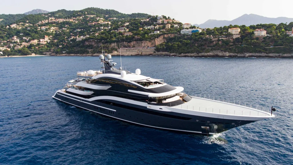 Luna 90 metre Oceanco superyacht cruising at sea